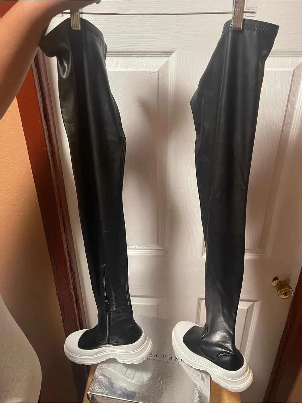 Azaleia Wang Black Over-the-Knee Stretch Boots